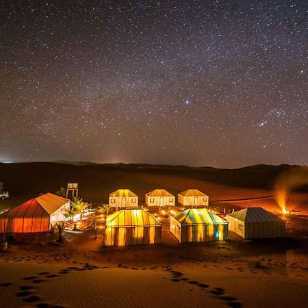 梅尔祖卡 Sahara Luxury Glamping酒店 外观 照片