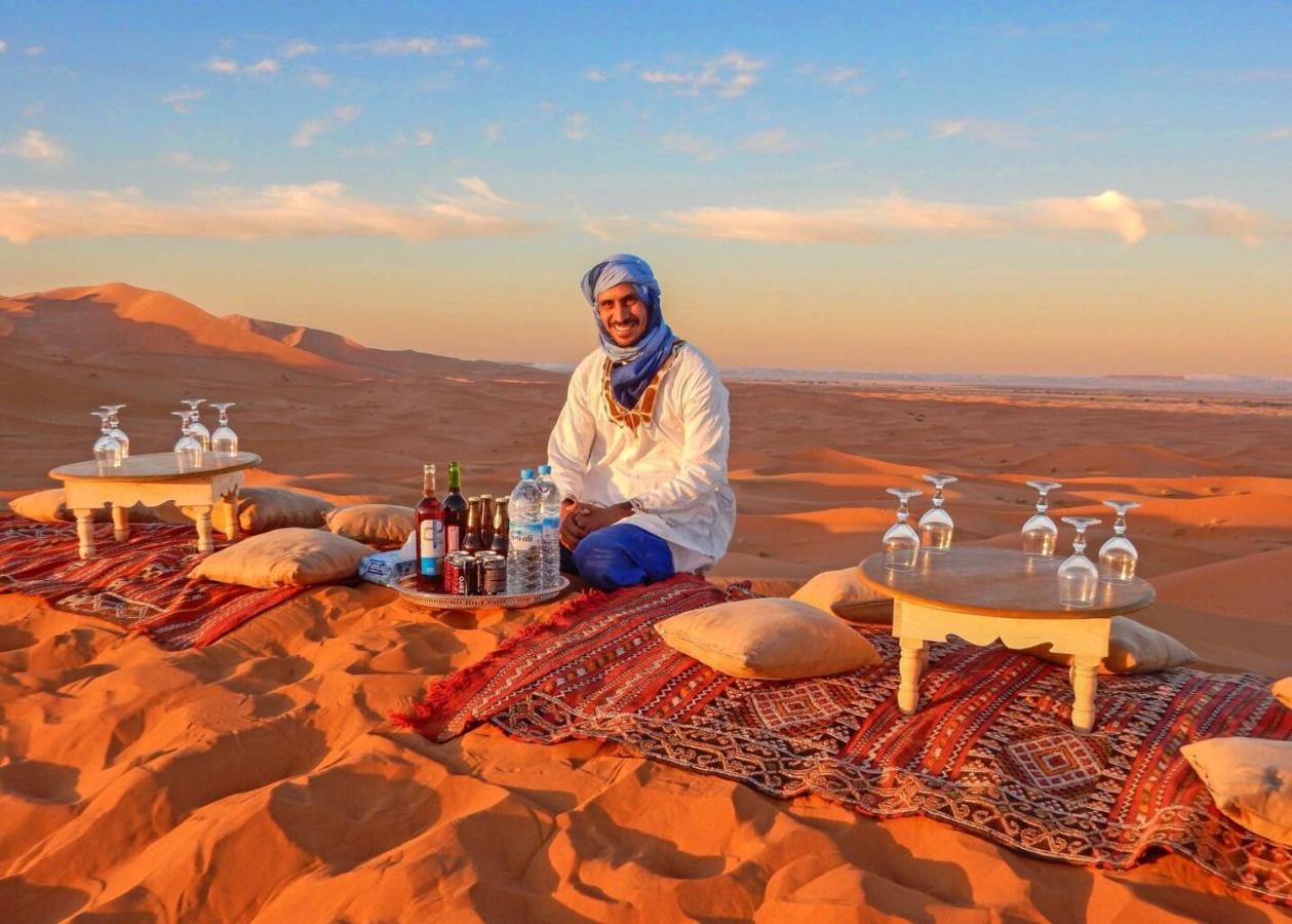 梅尔祖卡 Sahara Luxury Glamping酒店 外观 照片
