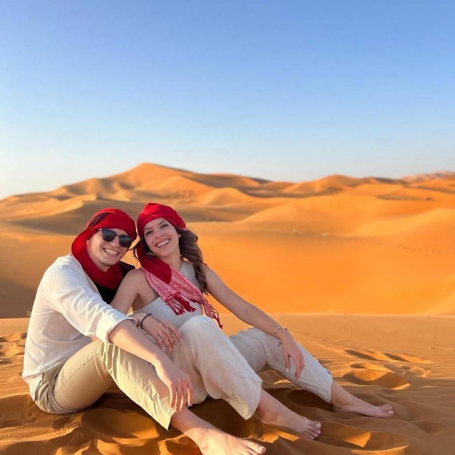 梅尔祖卡 Sahara Luxury Glamping酒店 外观 照片