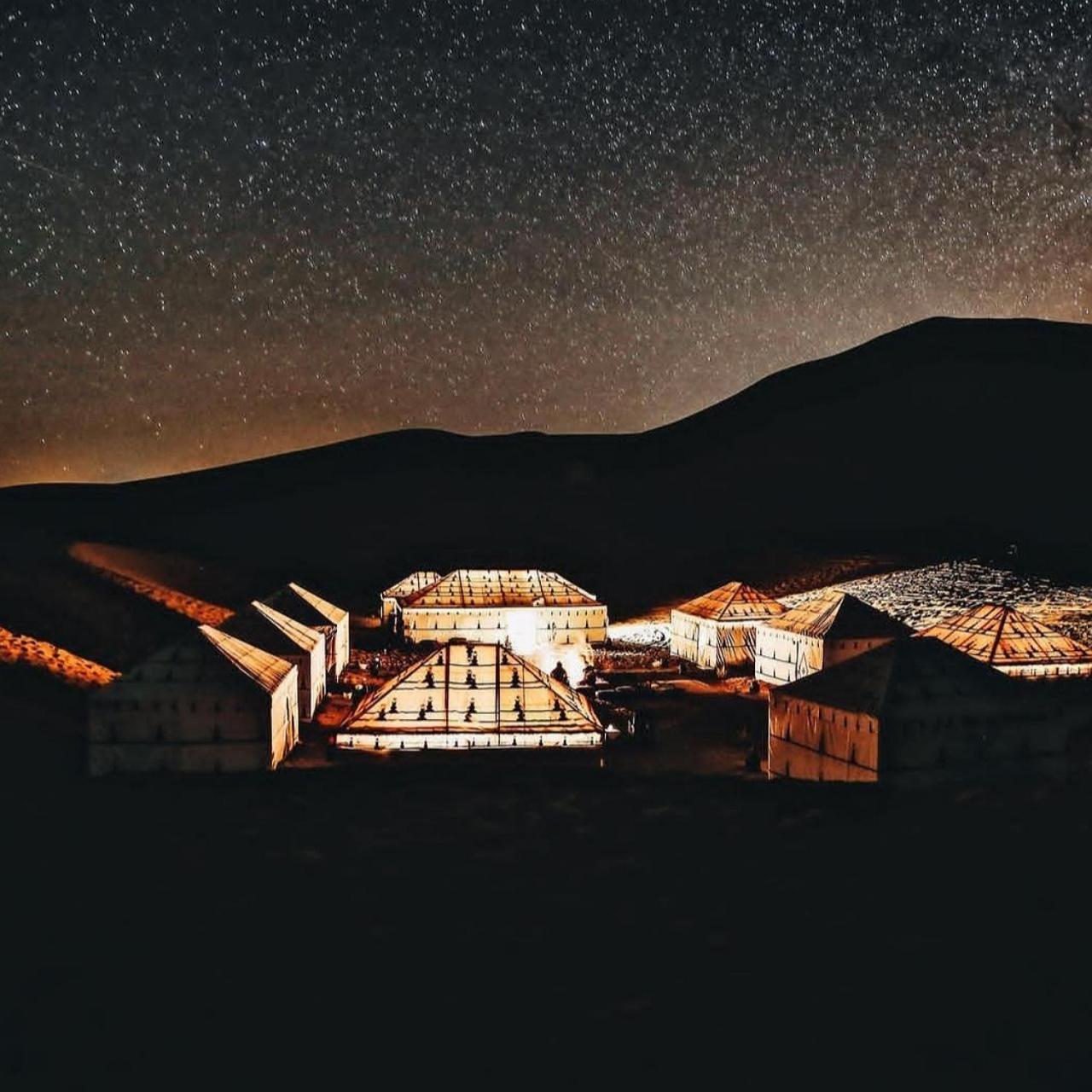梅尔祖卡 Sahara Luxury Glamping酒店 外观 照片